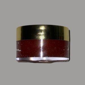 Red Lip Scrub‼️💋